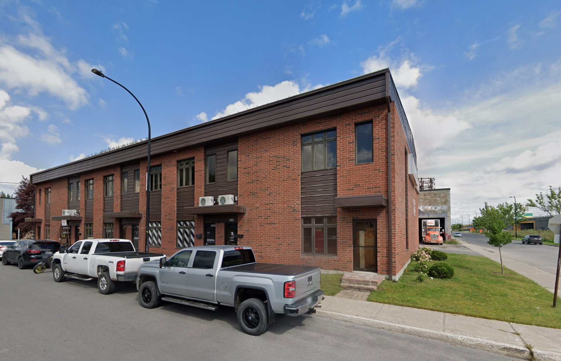 5100 Rue Eadie
