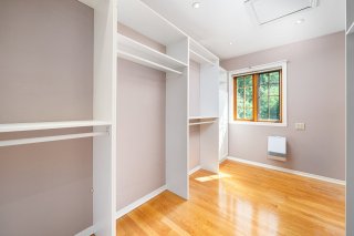 Walk-in closet