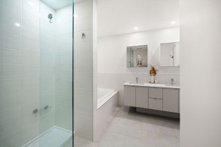 Salle de bains attenante à la CCP