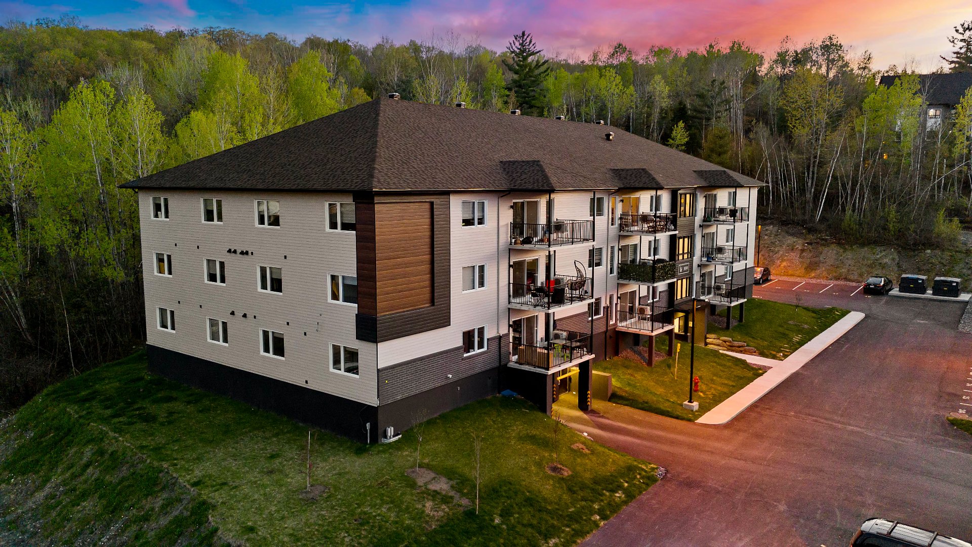 #303 - 1690 Rue des Quatre-Saisons