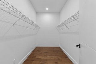 Walk-in closet