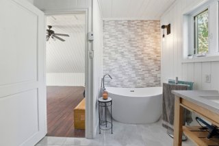 Salle de bains attenante à la CCP