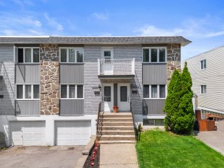 2204 Rue Auclair