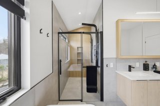 Salle de bains attenante à la CCP