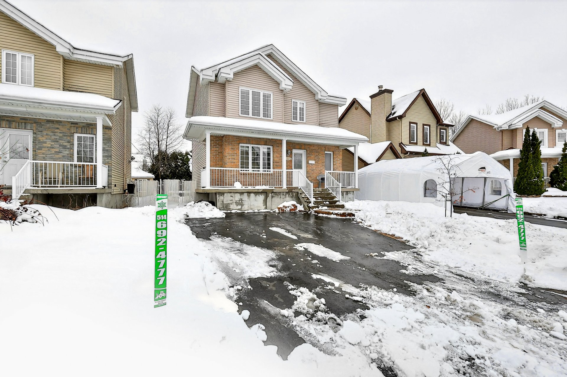 2458 Rue des Albatros