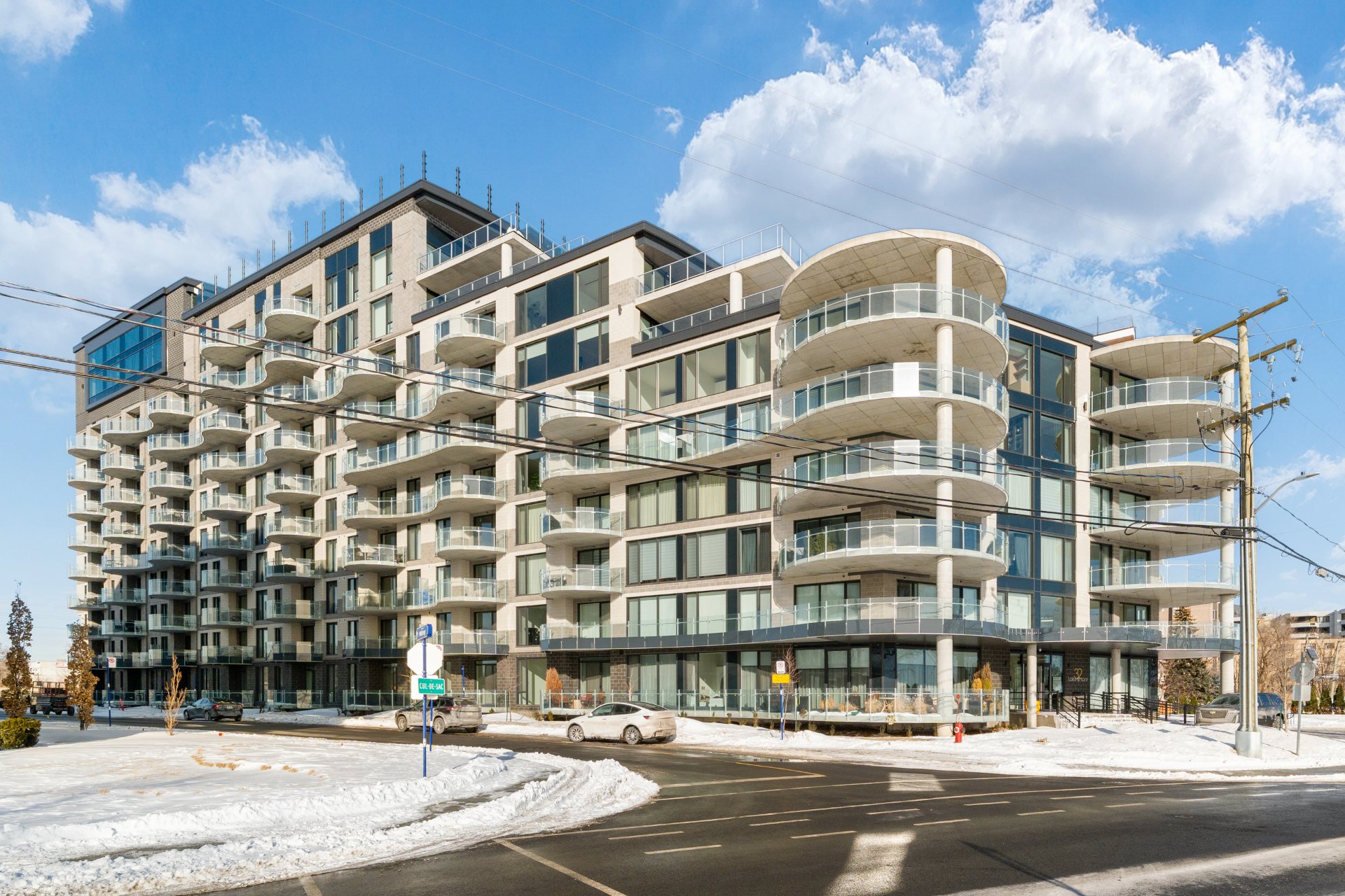 #502 - 32 Ch. du Bord-du-Lac-Lakeshore