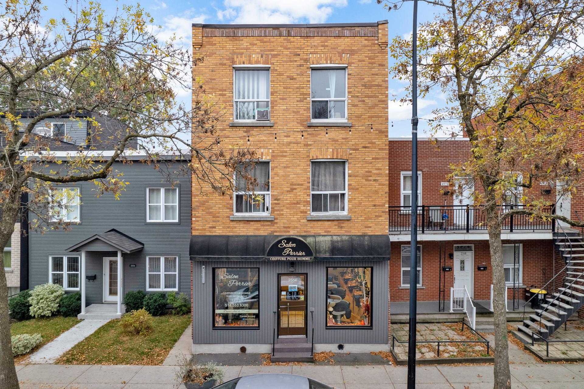 2562 Rue Des Ormeaux