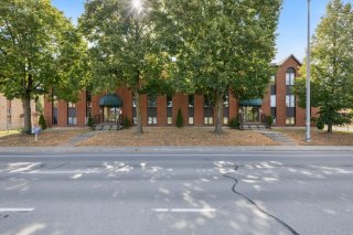 #3 - 353 Boul. de l'Hôpital