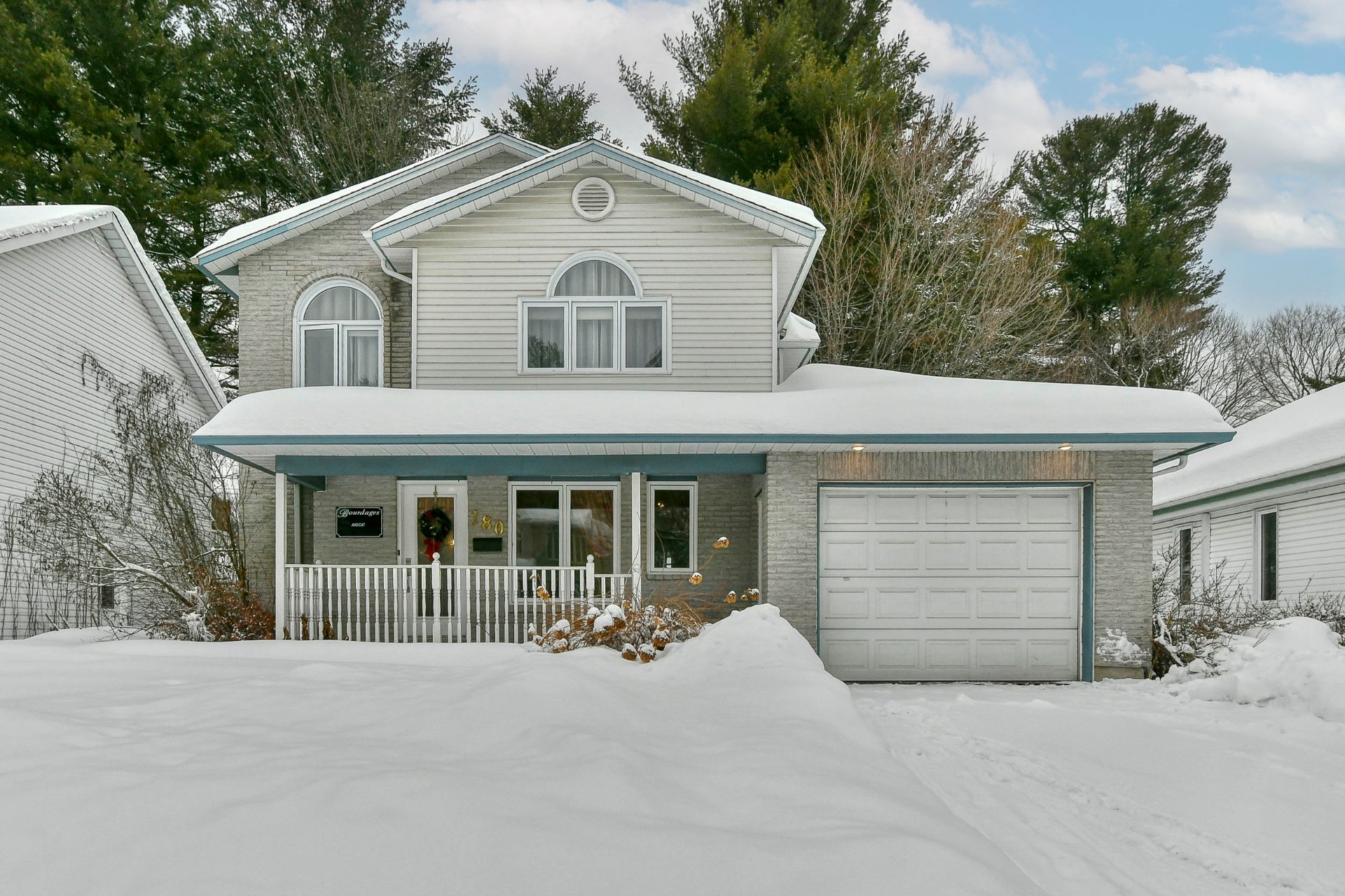 180 Boul. de La Salette