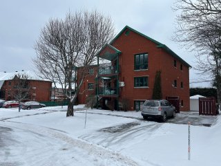 874 Rue Jovette-Bernier