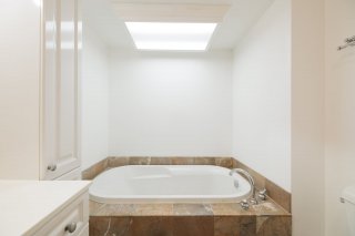 Ensuite bathroom