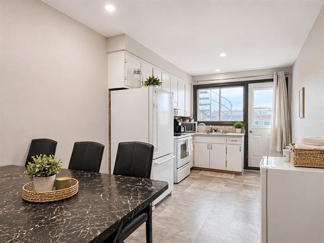 #3 - 6785 26e Avenue