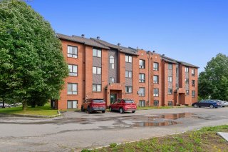 #202 - 148 Rue de Morency