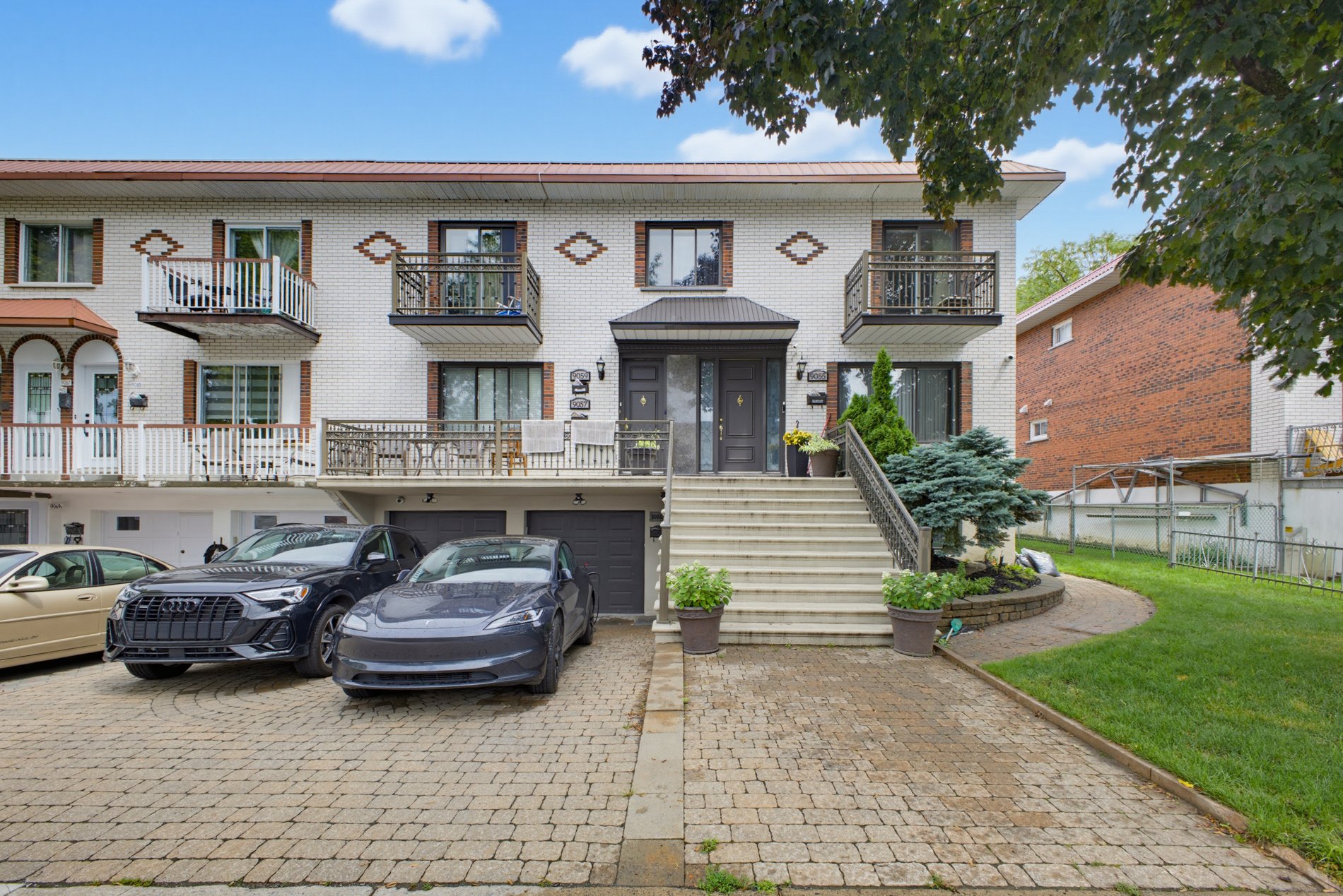9057 Rue Copernic