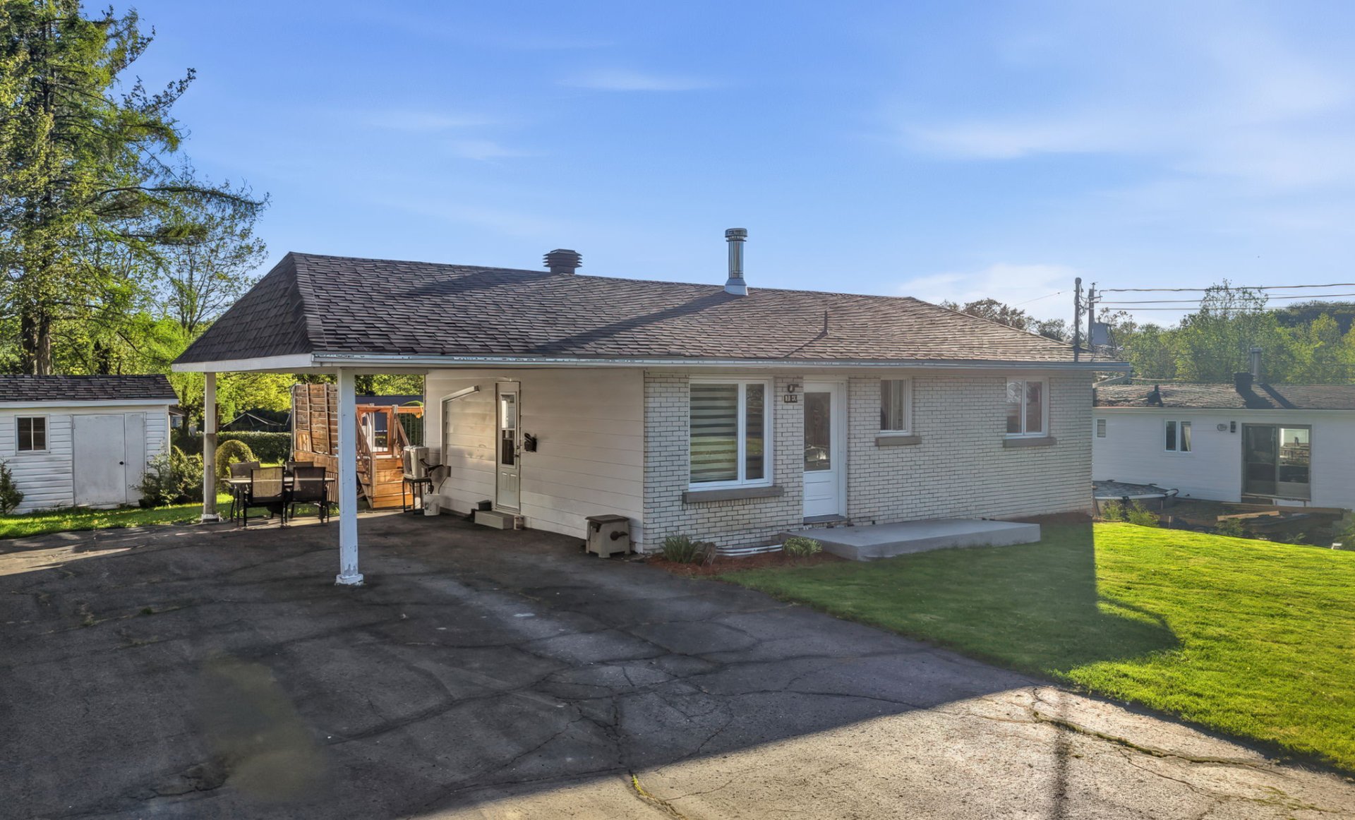 15190 Av. Bernard