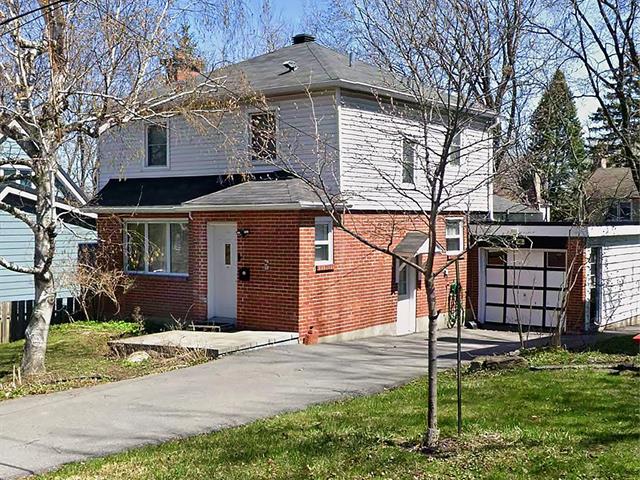 65 Av. Hillside