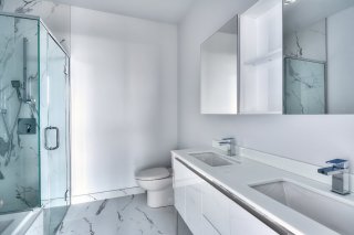 Ensuite bathroom