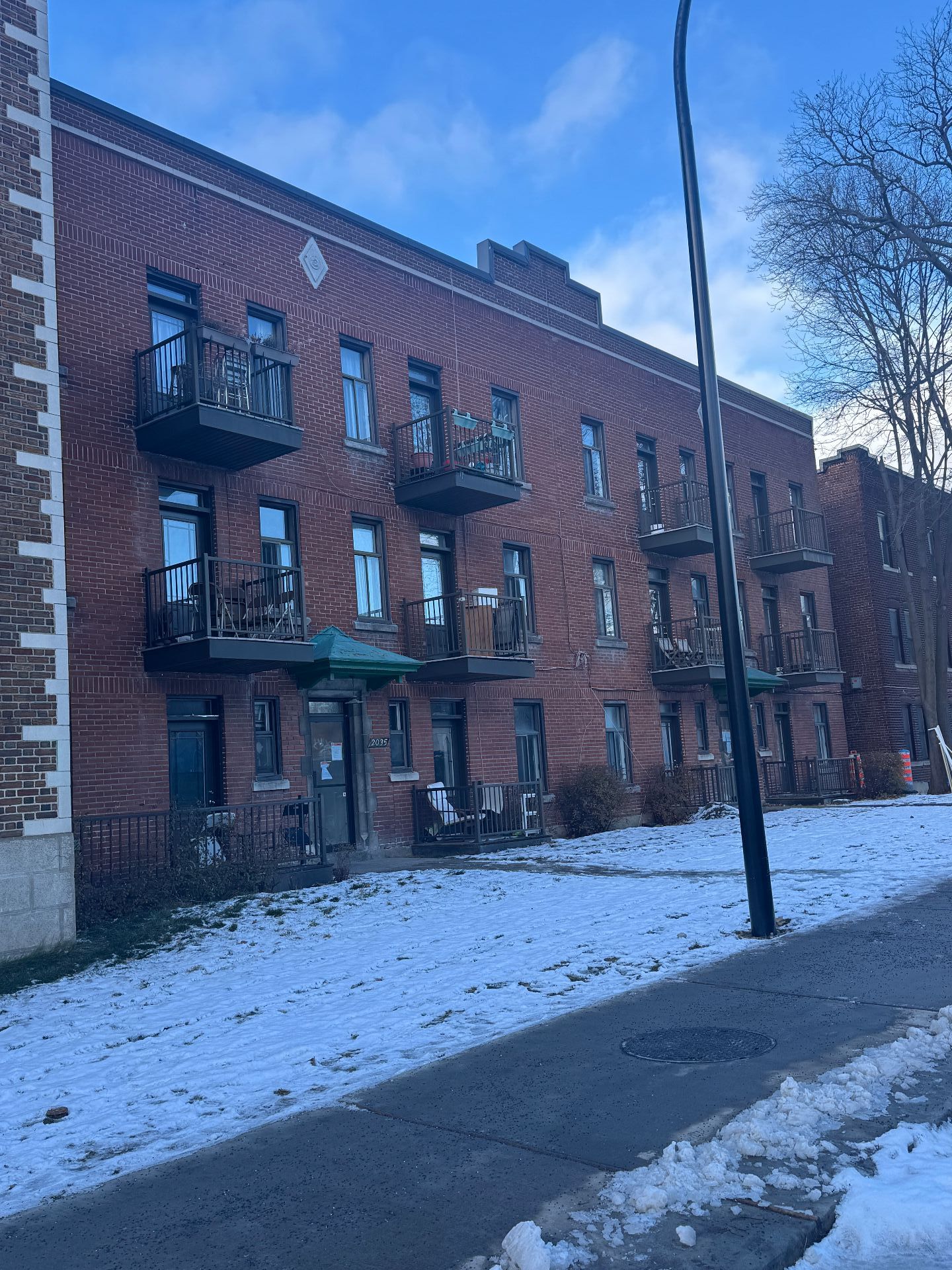 2035 Boul. Édouard-Montpetit