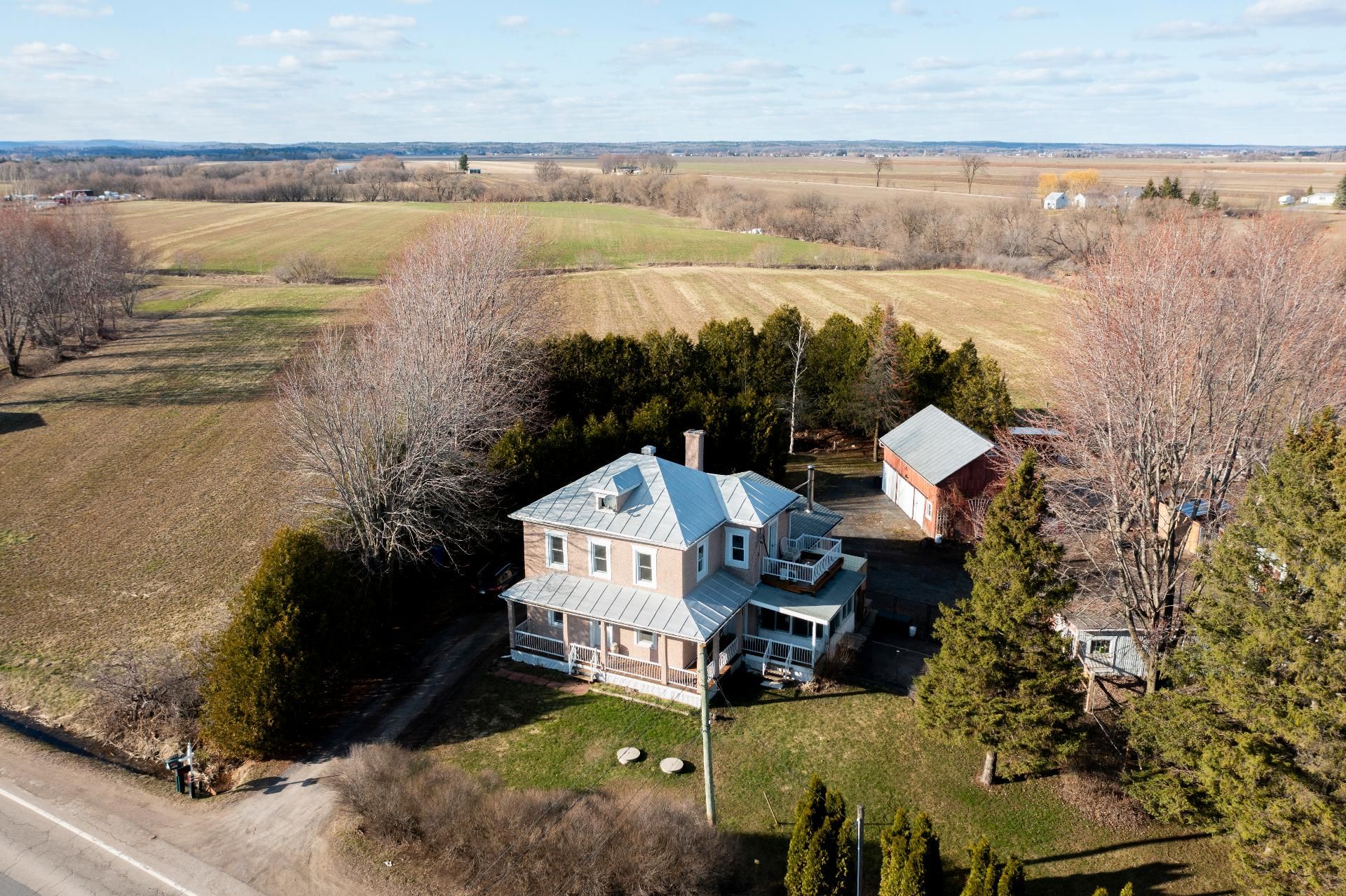 2720 Rg du Haut-de-la-Rivière — photo 2