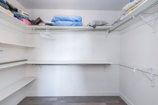 Walk-in closet