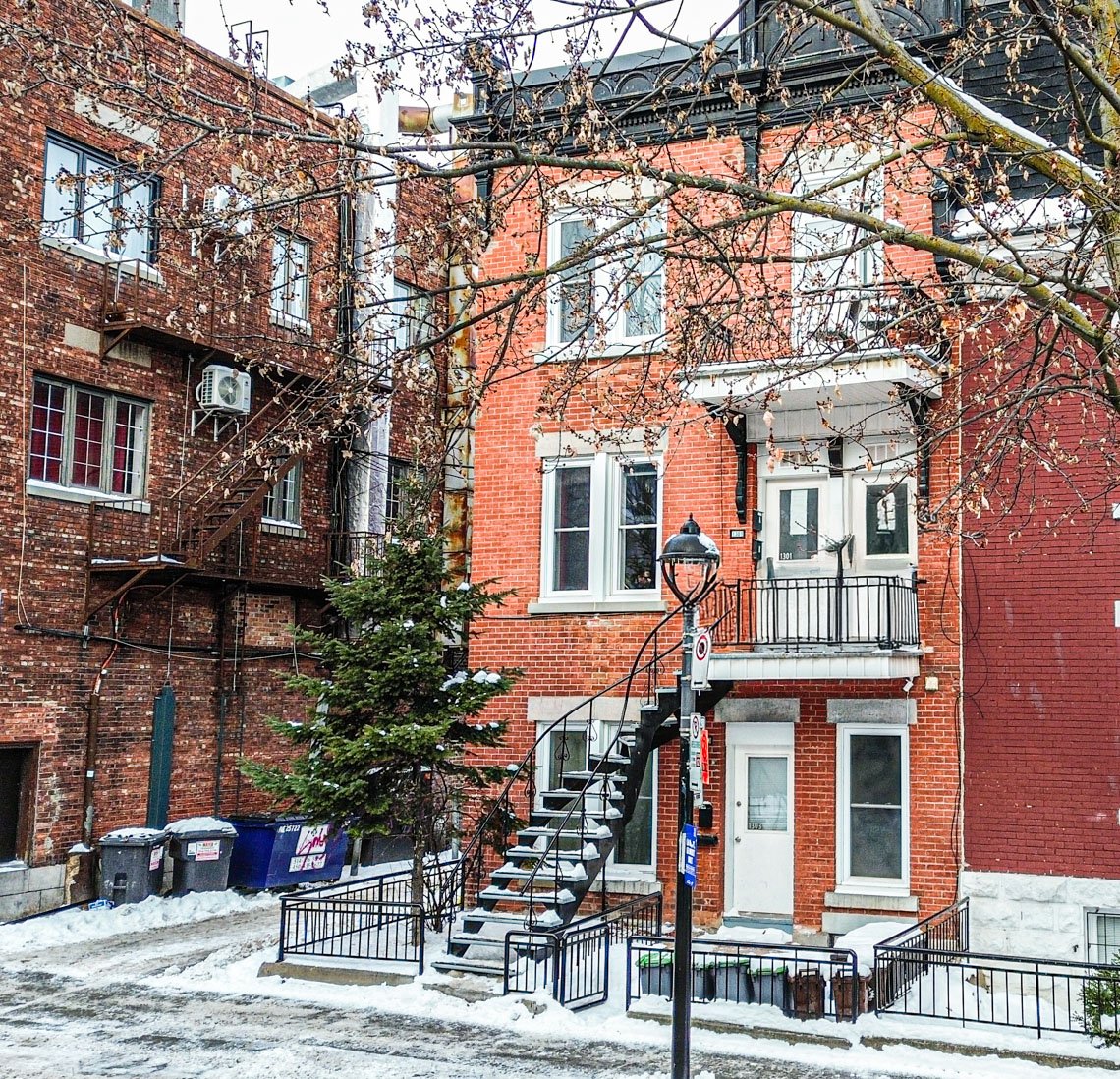 1299 Rue de la Visitation