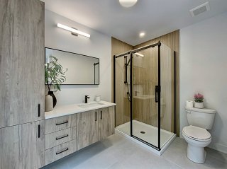 Salle de bains attenante à la CCP