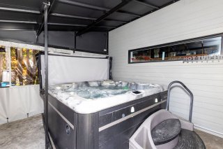 Hot tub