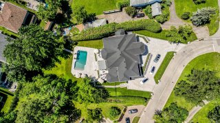 4998 Rue Bayview