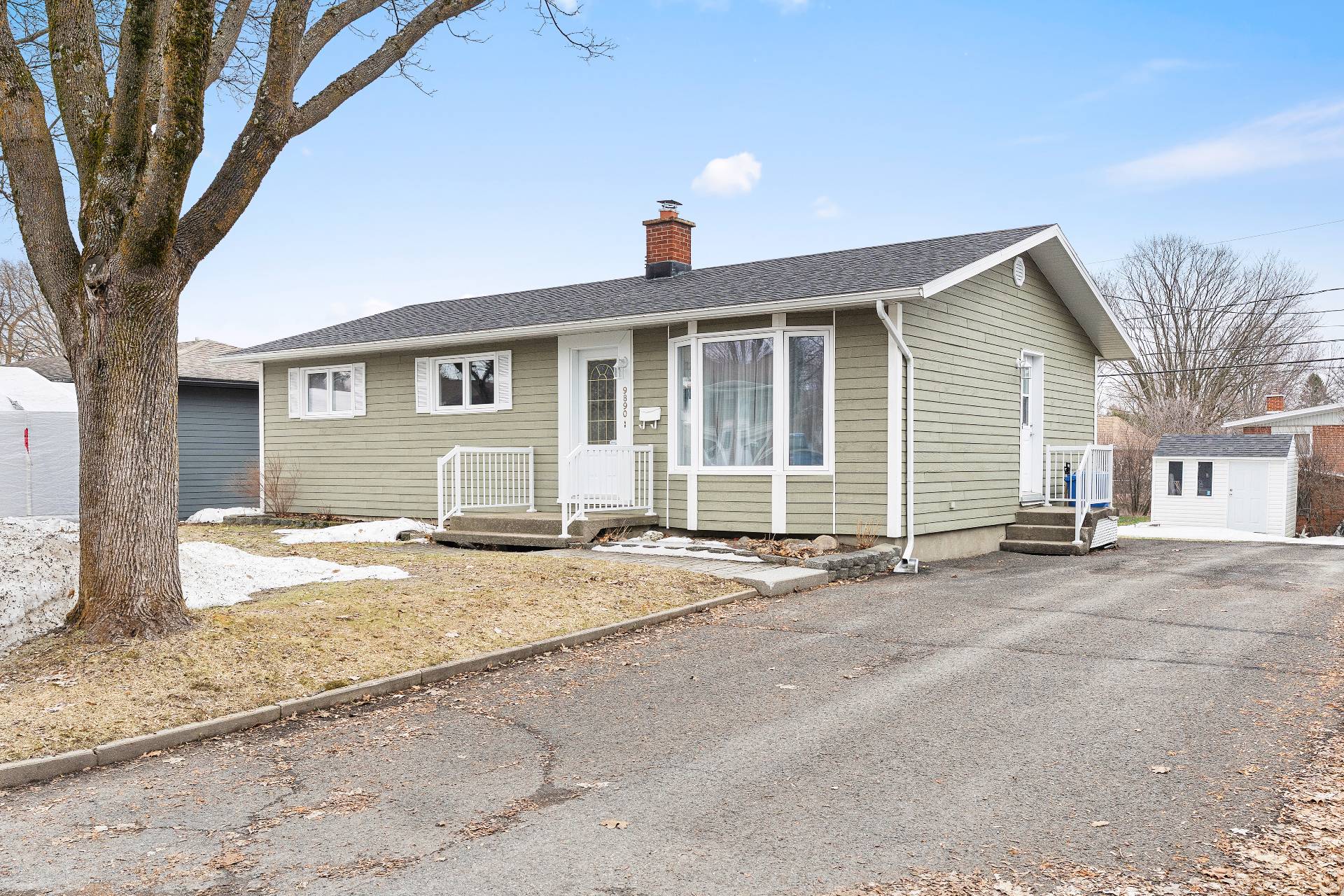 9890 Rue de Martigny