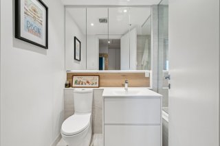 Salle de bains attenante à la CCP