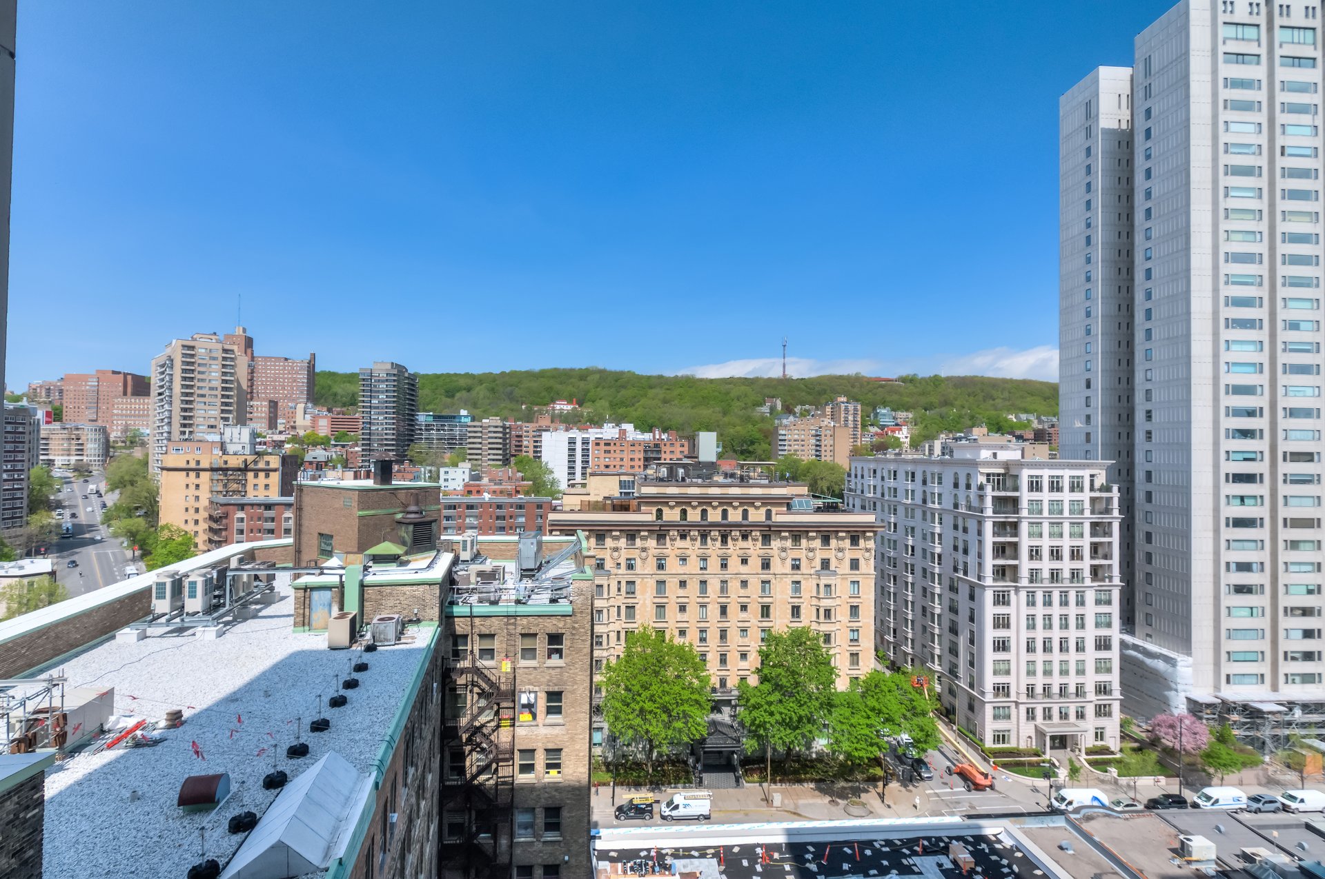 #1613 - 1518 Rue Sherbrooke O.