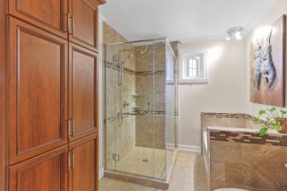 Salle de bains attenante à la CCP