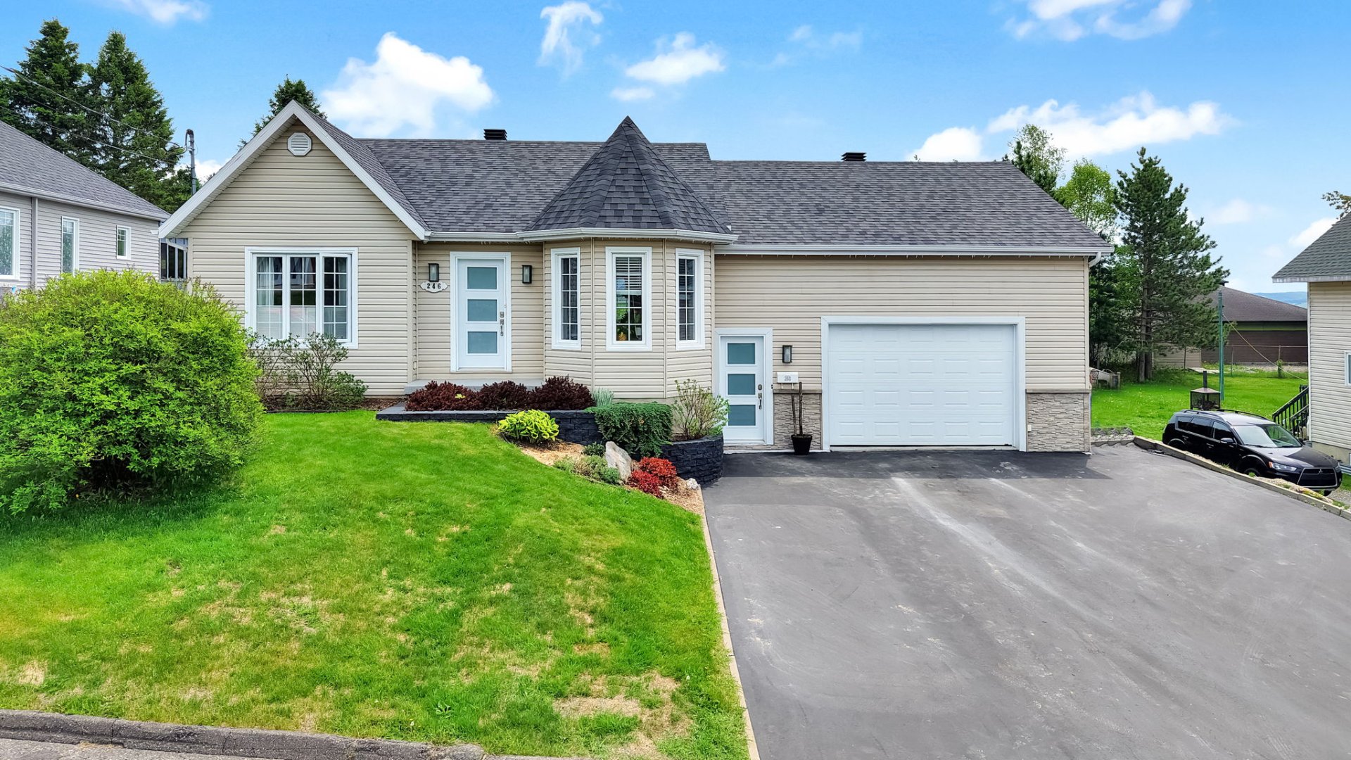 246 Rue Cloutier