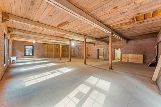 À construire