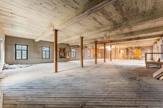 À construire
