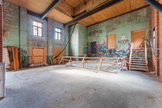 À construire