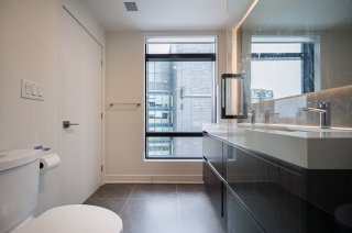 Salle de bains attenante à la CCP