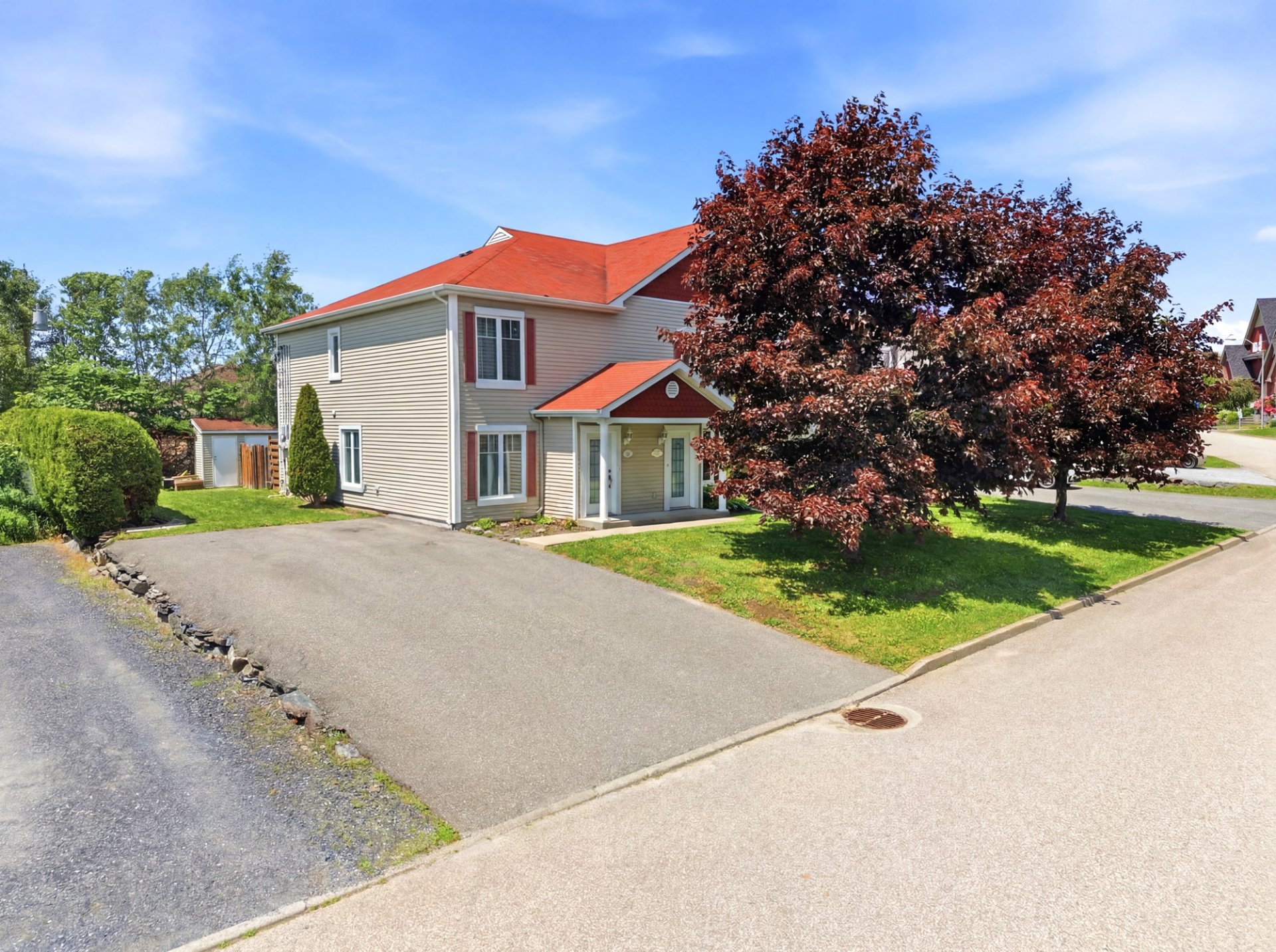 1612 Rue Morand