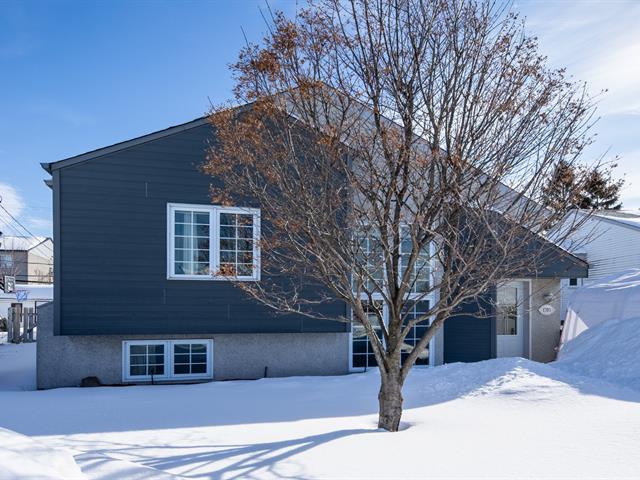 1785 Rue de Roussillon