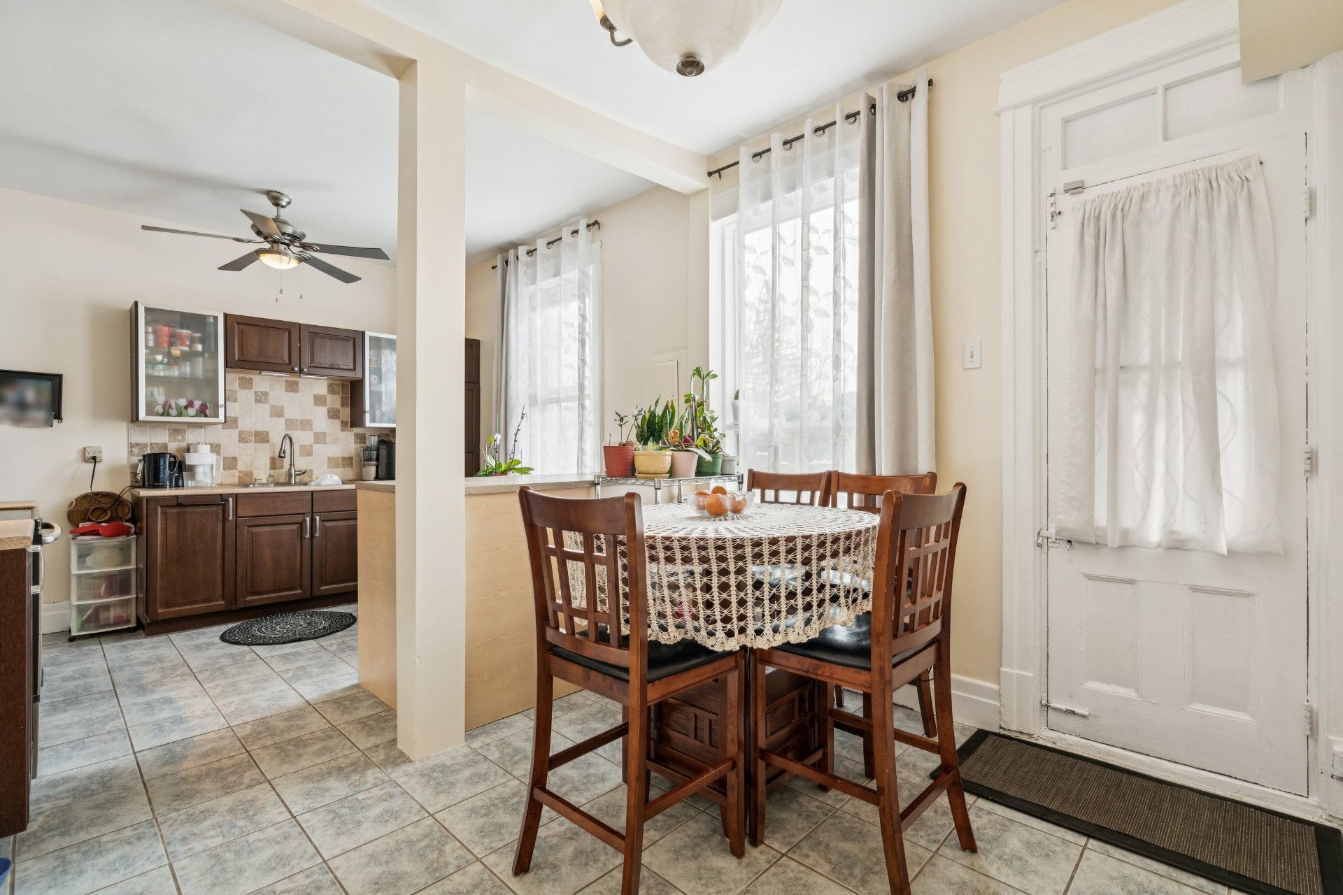 #5 - 4914 Boul. Décarie