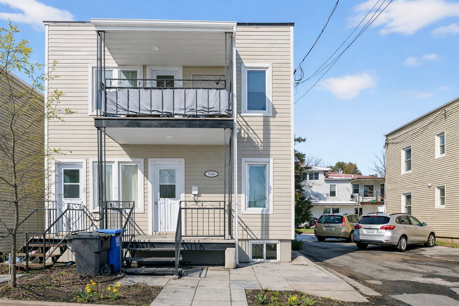 1144 Rue Delorme