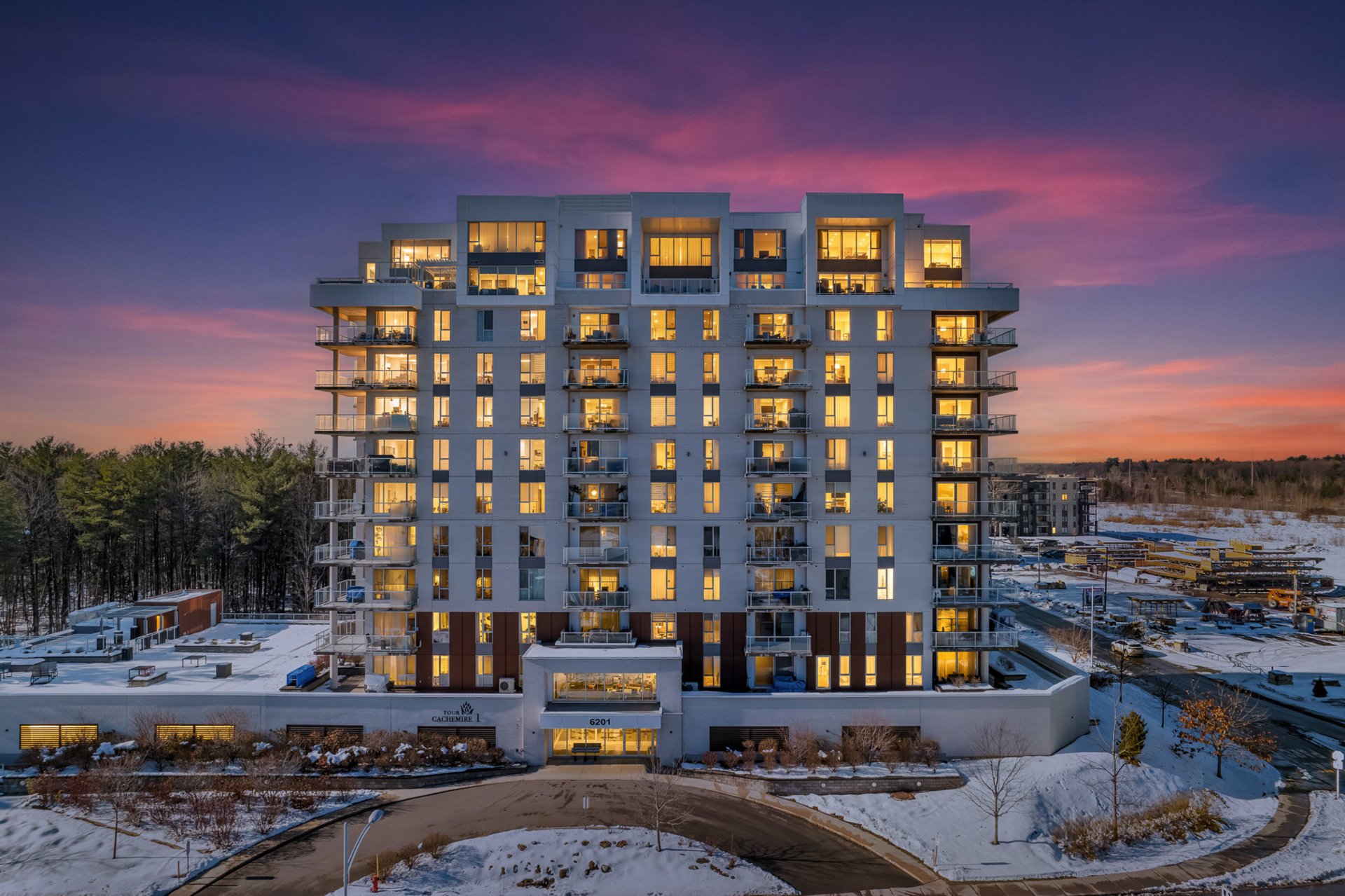 #903 - 6201 Rue d'Angora