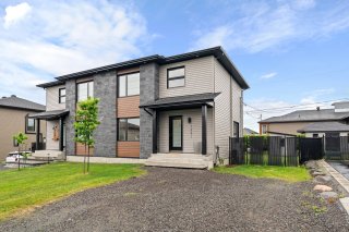 1251 Rue de la Brigantine