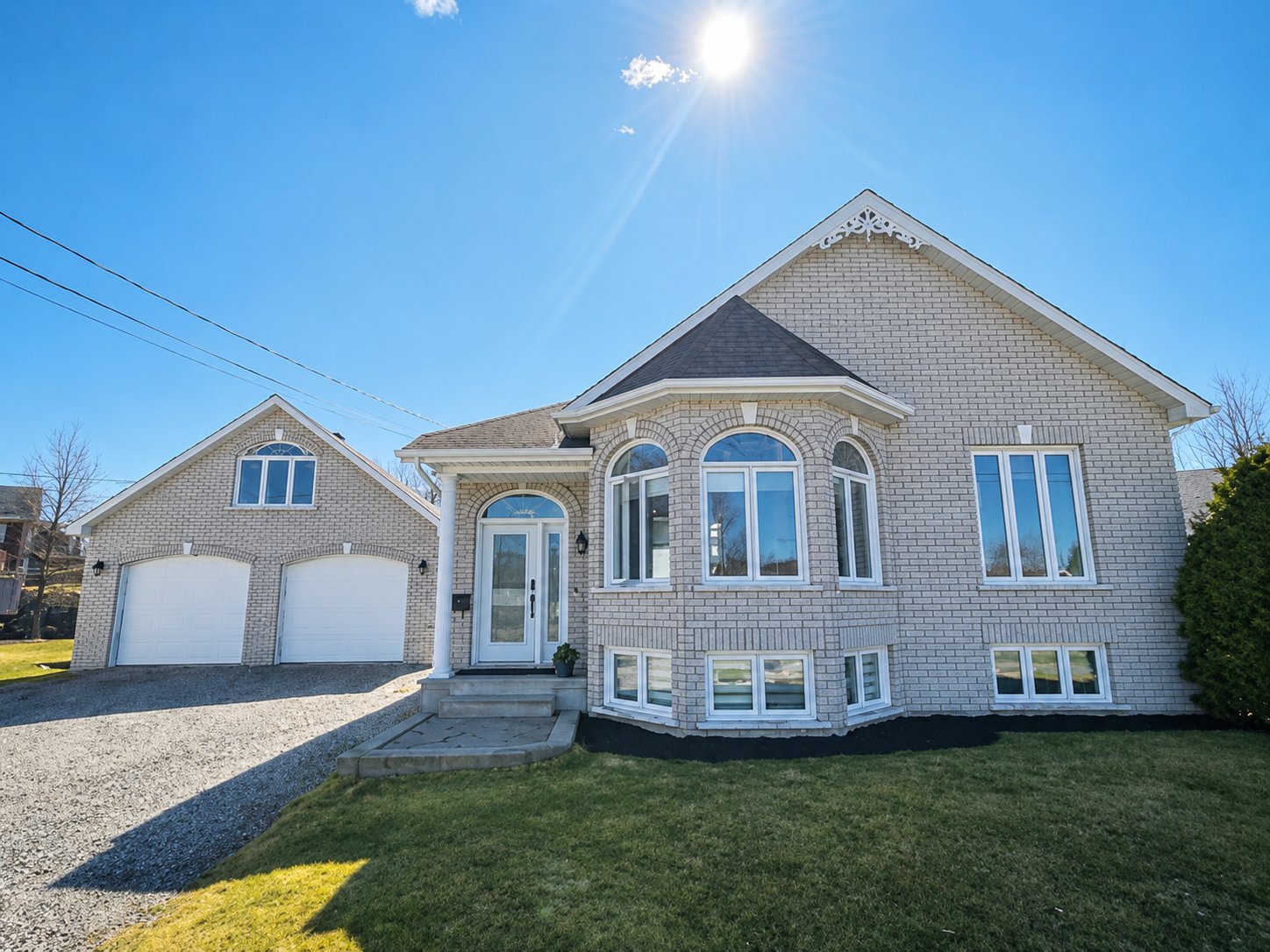  41 Av. Carignan