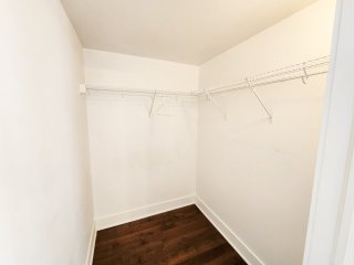 Walk-in closet