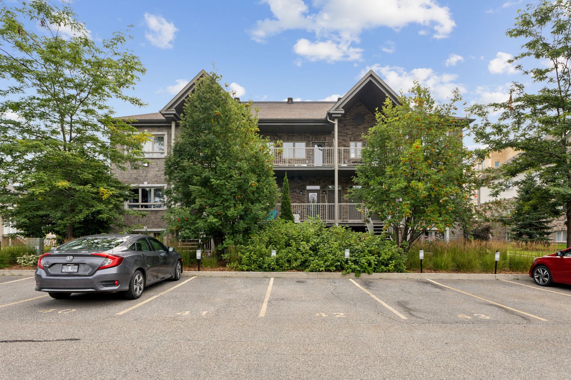 #7 - 160 Rue de Londres