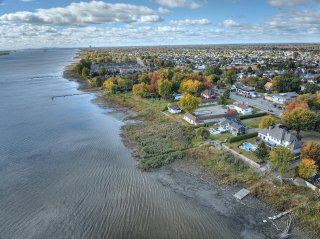 Accès au plan d'eau