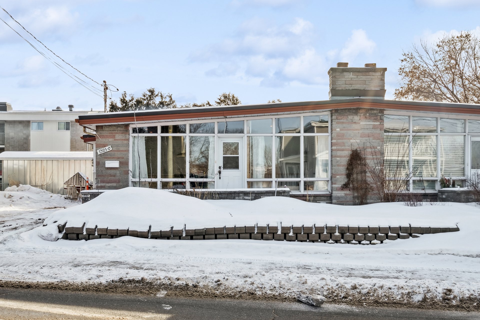 1325 Rue St-Pierre O.