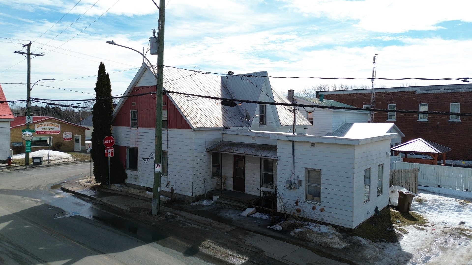 808 - 814 Rue Royale