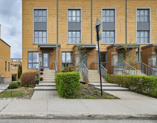 9446 Rue Anne-Courtemanche